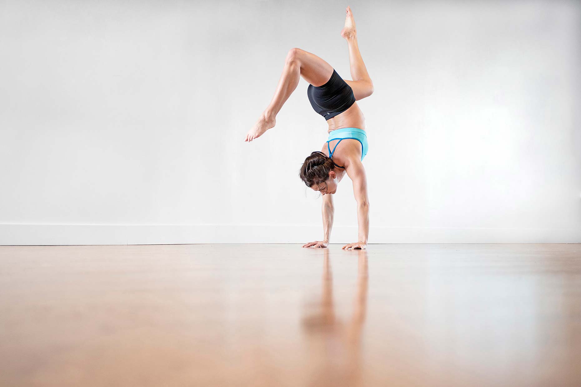 IanCoble_Coble_Yoga_Studio_Women_Fitness_02
